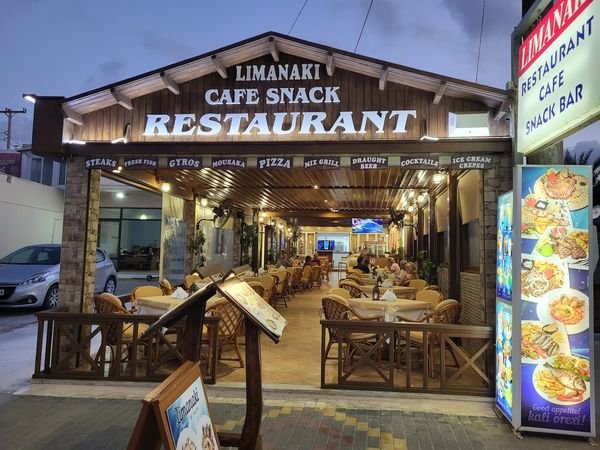 Limanaki Restaurant - casual seafood beachside taverna